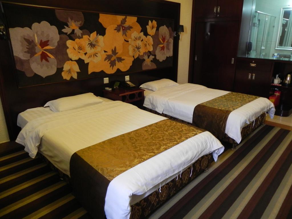 Shunde Oliva Hotel Buitenkant foto