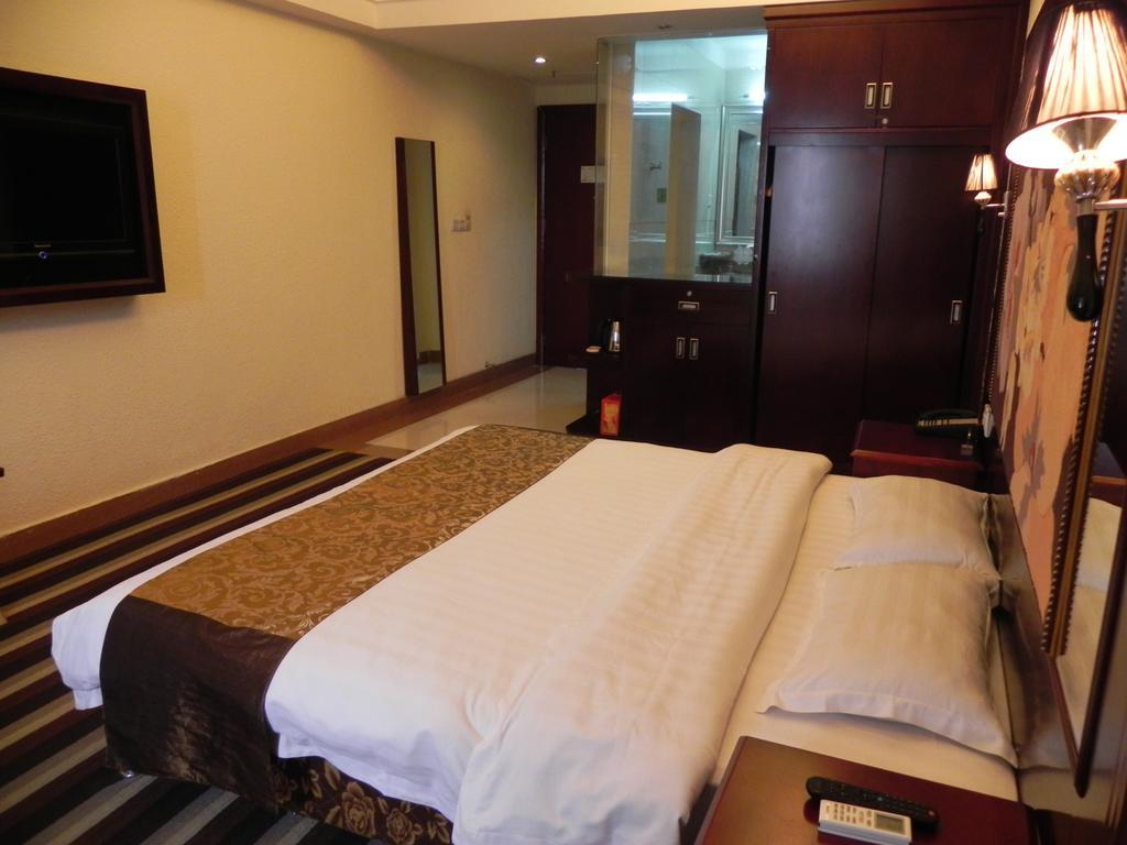Shunde Oliva Hotel Buitenkant foto
